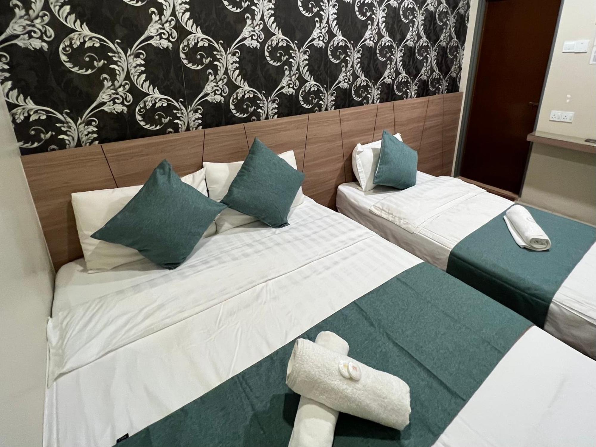 Kuantan Beserah Budget Hotel Exterior foto