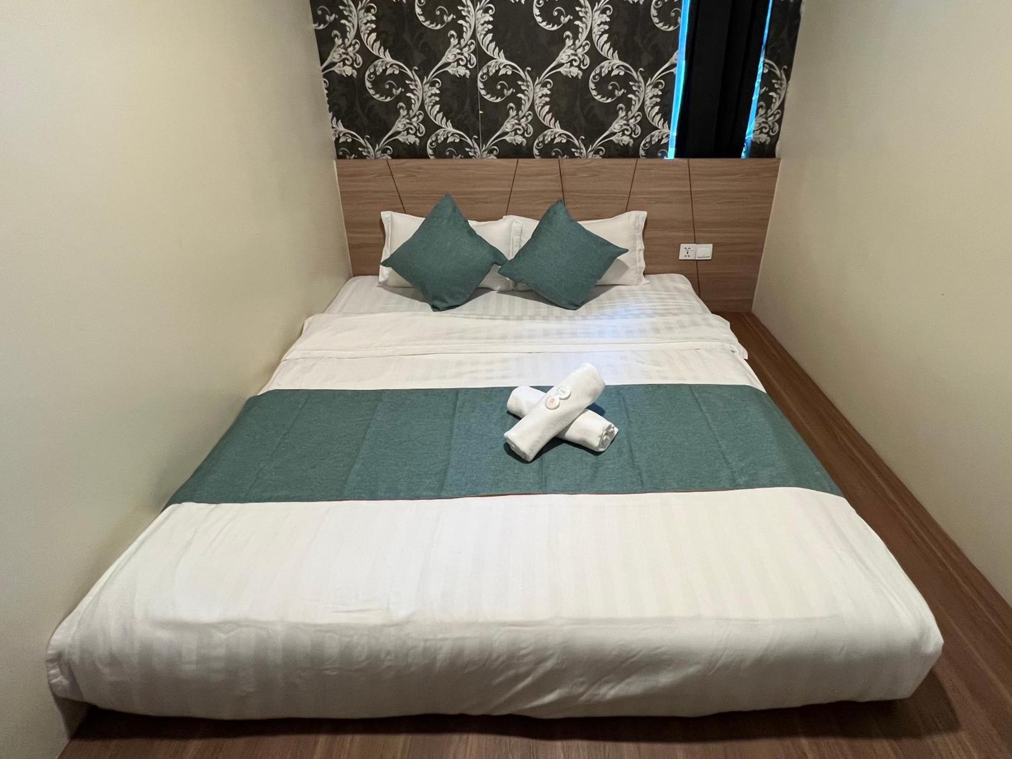 Kuantan Beserah Budget Hotel Exterior foto