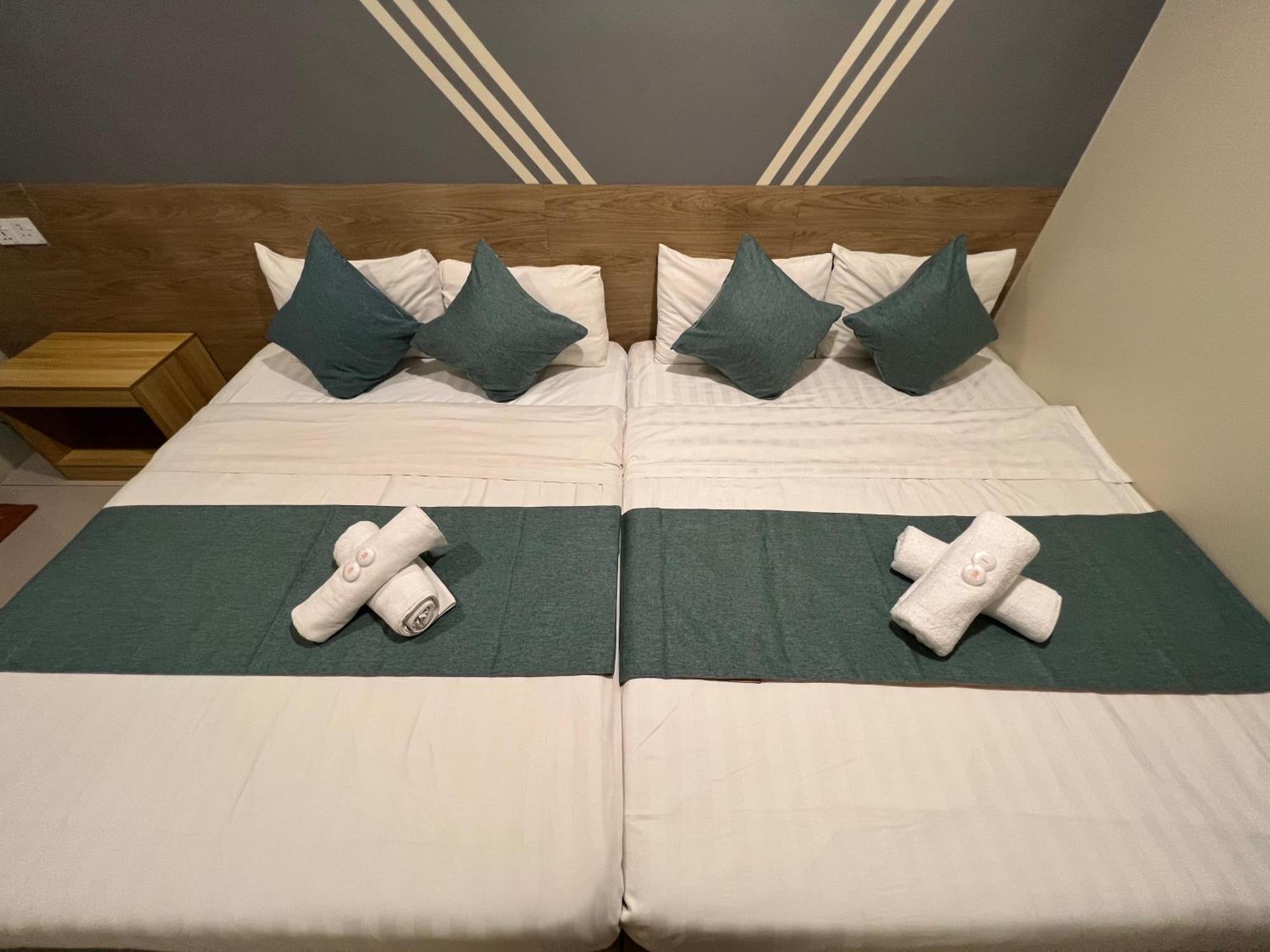 Kuantan Beserah Budget Hotel Exterior foto